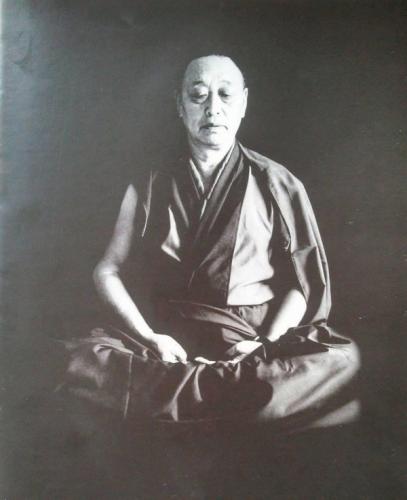 Menri Trizin Rinpoche, maître spirituel de Lama Samten, chef de la ligne de boudhism bon
